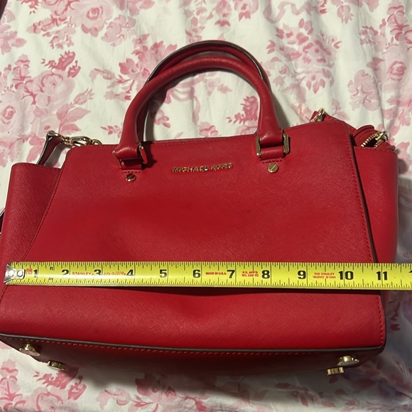 Red Michael Kors bag and wallet set - Picture 13 of 16